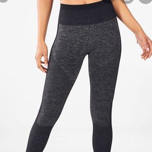 Fabletics high waisted jacquard seamless legging